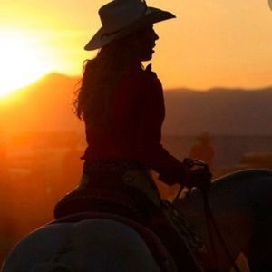 Meet your Posher, Maelynn